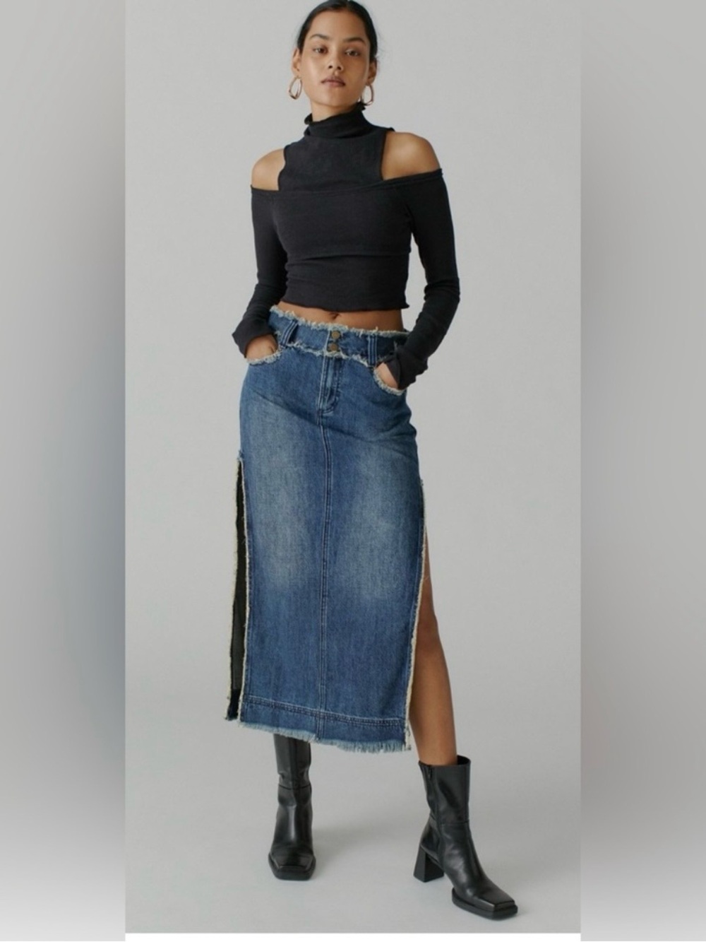 Urban Outfitters BDG 🦋 Women’s Holly Midi Skirt Denim Blue Small Y2K